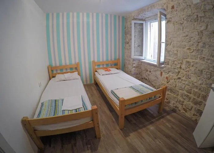 Fiesta Siesta Social * Spalato